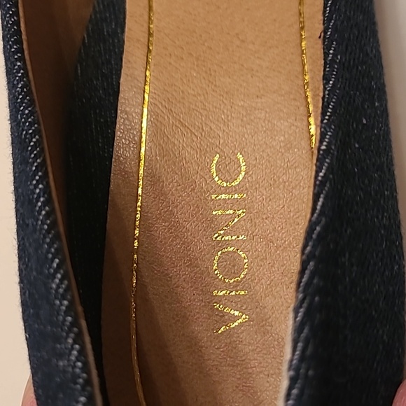 Vionic Kit Josie Dark Blue Denim Kitten Heel Pumps NWOT - Picture 5 of 10